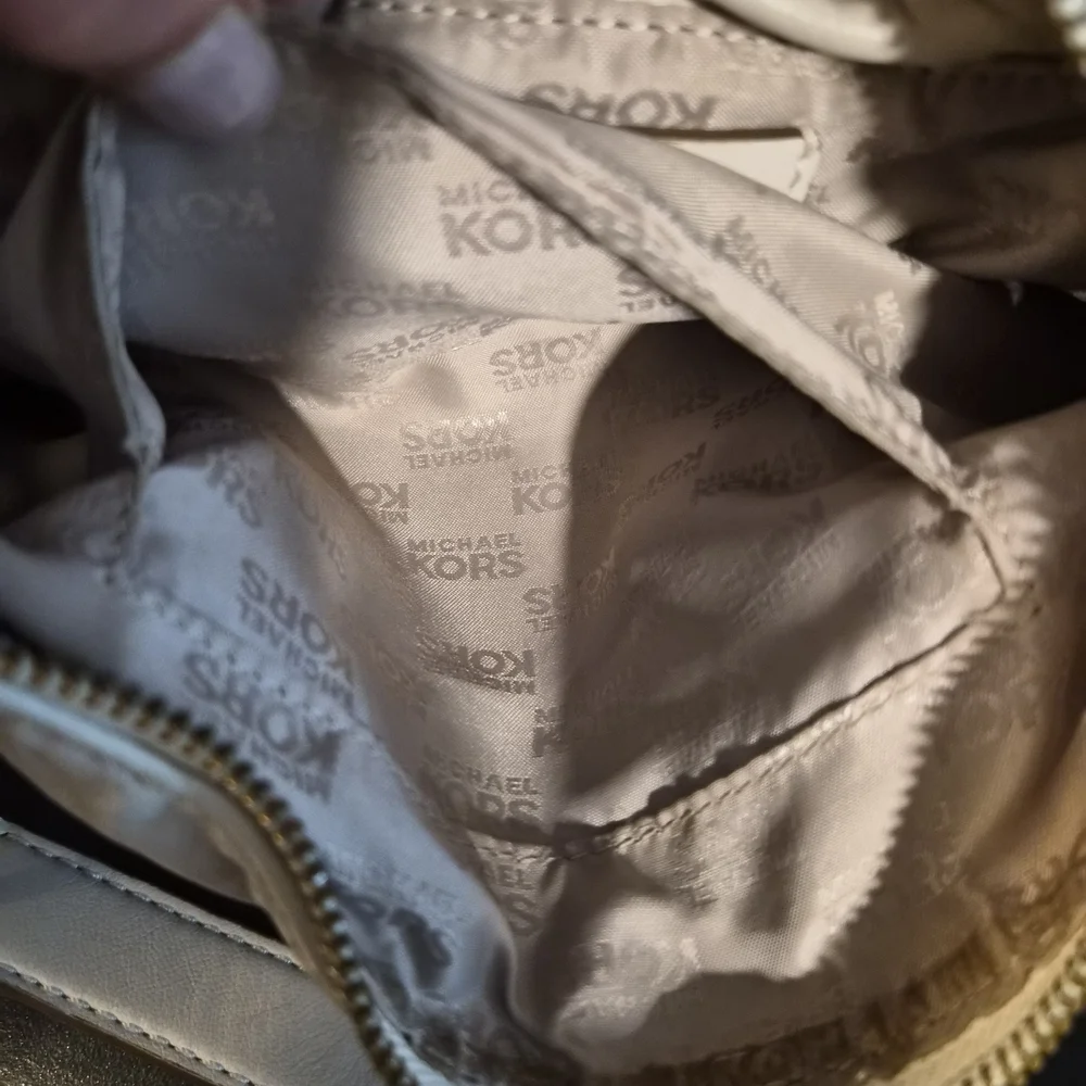 Michael Kors Bedford Medium Leather Shoulder‎ Bag - Vanilla/Cream